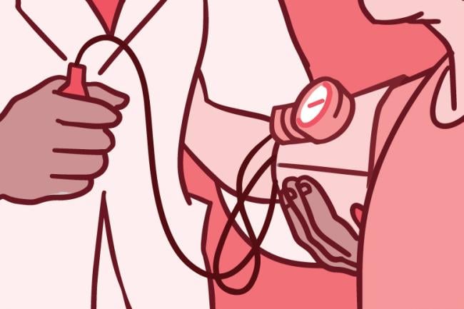 Ilustración de un doctor tomándole la presión arterial a un paciente.